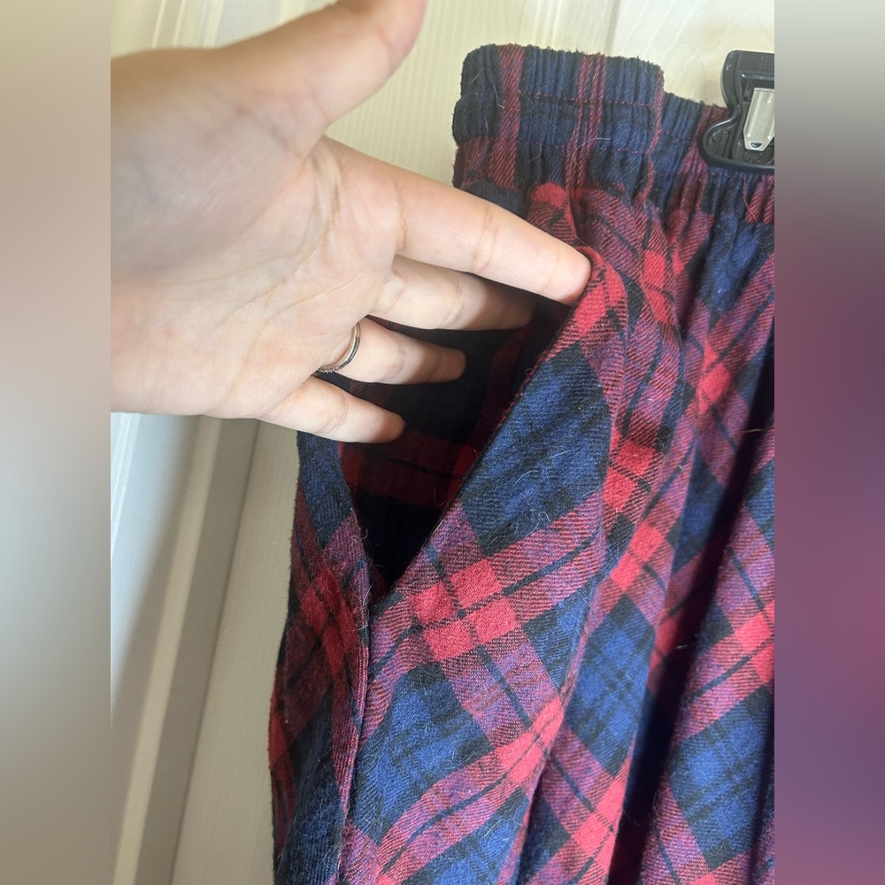 Plus Size 4X Red Plaid Tartan Midi Skirt with Pockets - Picture 5 of 8
